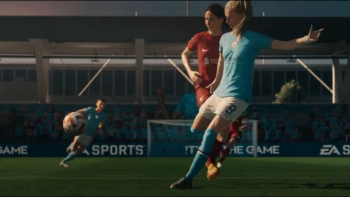 FIFA 23 Women's Manchester City player bottant le ballon contre le Liverpool FC
